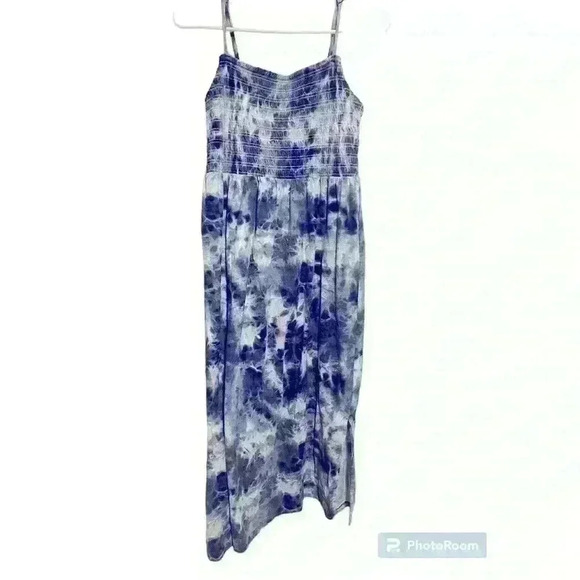 Old Navy Shirred Top Maxi Dress | Blue Tie Dye Comfy Summer Dress | Size Medium - Picture 1 of 4